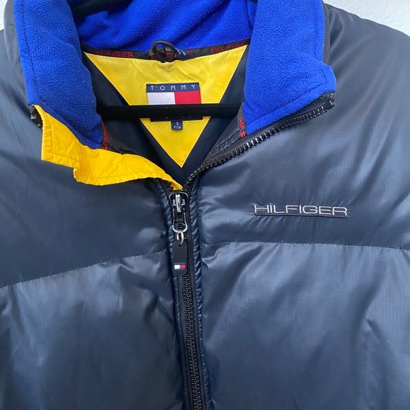 Vintage Tommy Hilfiger Puffer Jacket - Picture 2 of 6